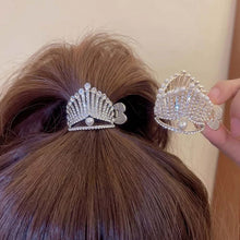 Load image into Gallery viewer, Elegant Crown Hairpin
