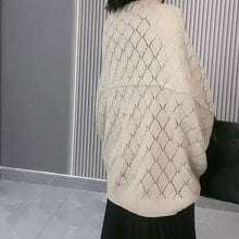 Load image into Gallery viewer, Women&#39;s Diamond Hollow Out Knitting Versatile Short Shawl