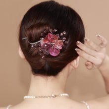 Load image into Gallery viewer, Elegant Floral Hair Clip