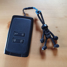 Load image into Gallery viewer, Creative Paracord Keychain