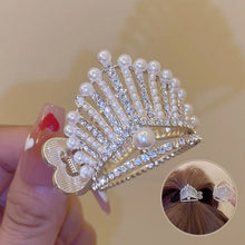 Load image into Gallery viewer, Elegant Crown Hairpin