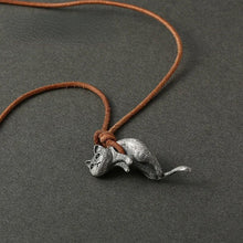 Load image into Gallery viewer, Scruffy Cat Necklace