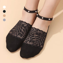 Load image into Gallery viewer, Pearl Lace Socks